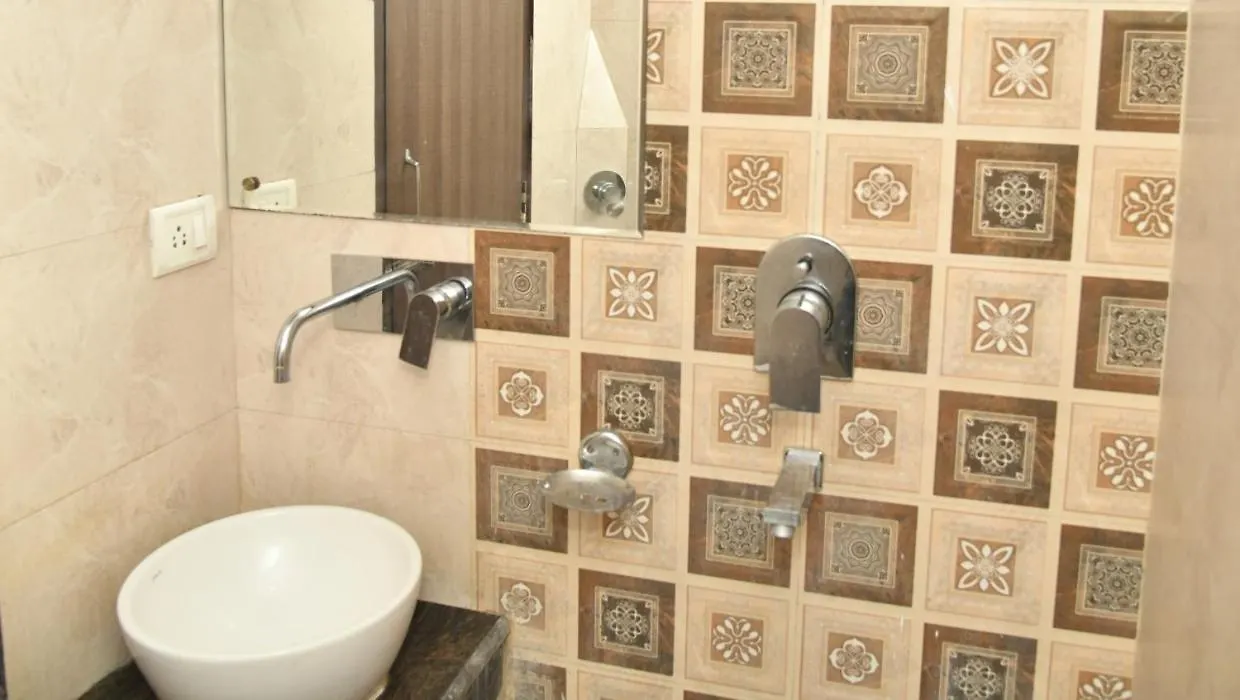 ***  Hotel Mm Continental Varanasi India